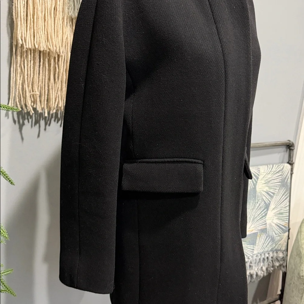 J.Crew Size 2 Black Wool Coat 79% Wool Minimalist Tailored Coat